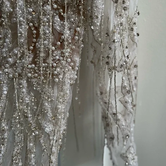 Albina Dyla Silver and White Beaded dress - Picture 8 of 8